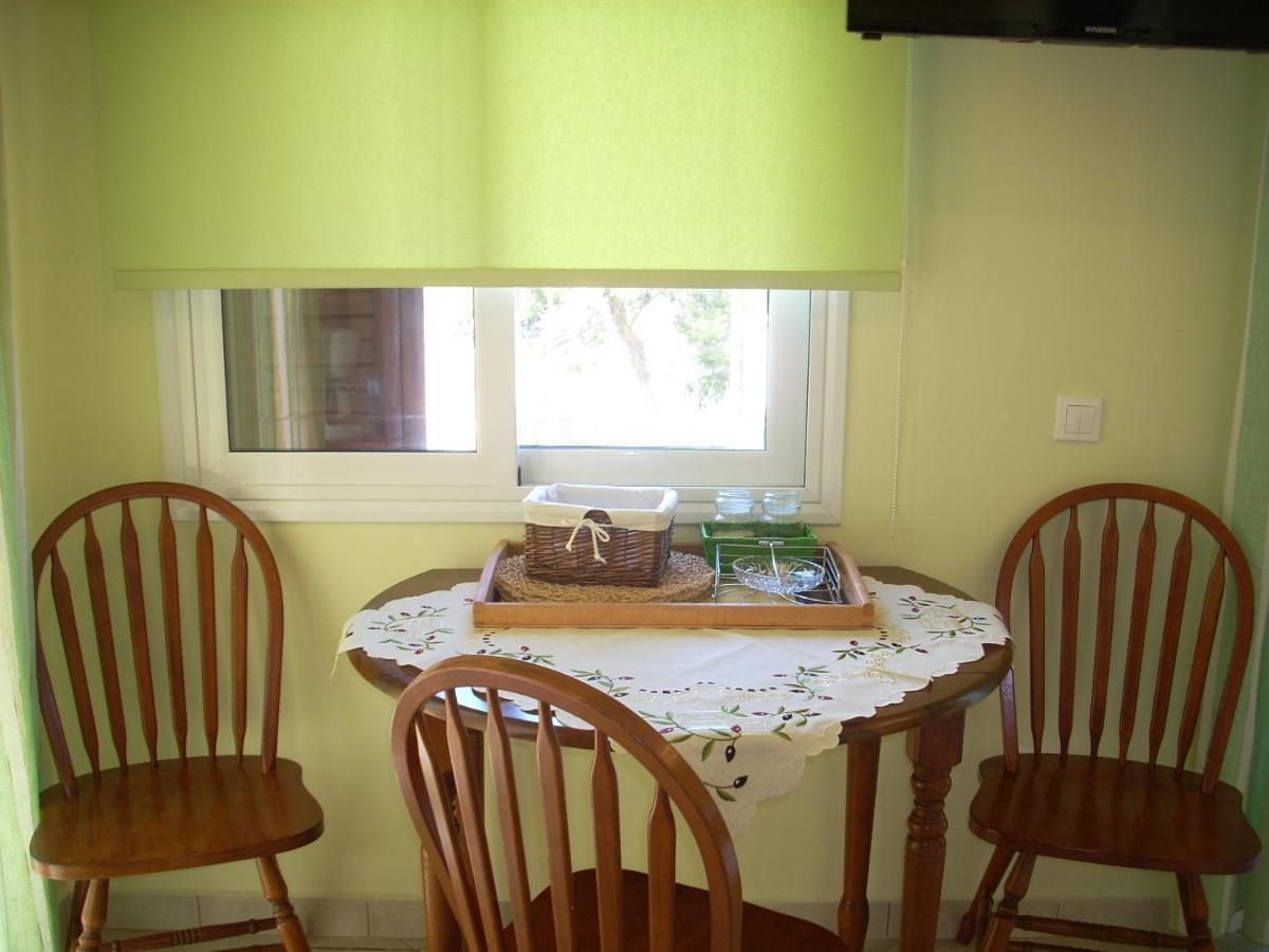 Myrties Boutique Apartments Bagian luar foto